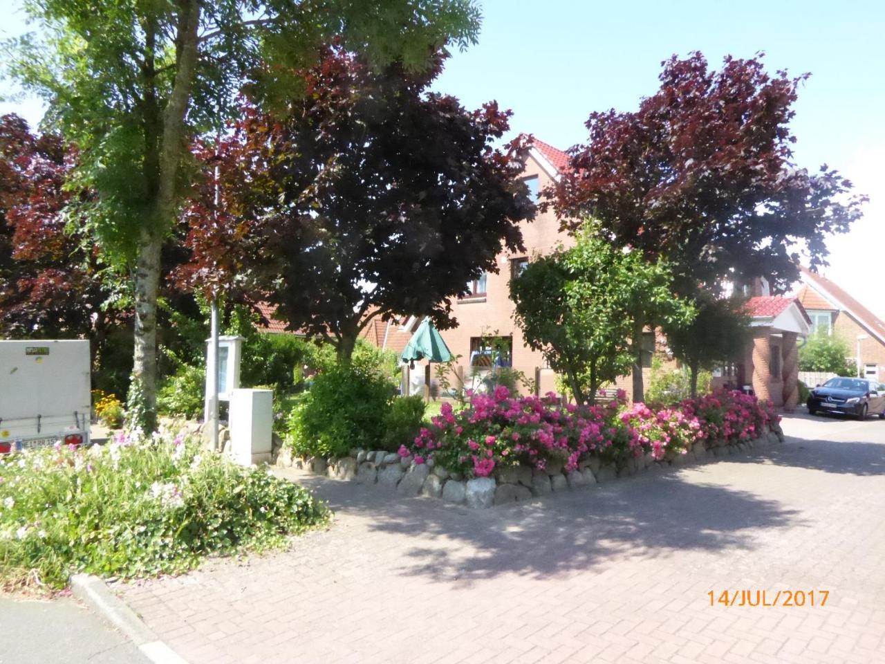 Haus Kathrin Apartment Busum Exterior photo